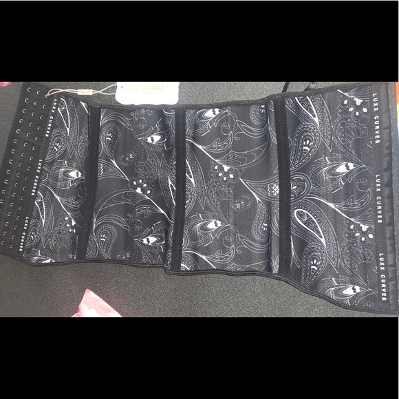 Waist Trainer - Picture 5 of 6